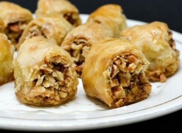 Experience the Luxury of Gourmet Baklava: Our Top Picks to buy baklava Online