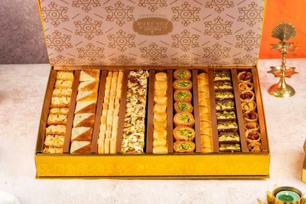 Golden Hamper Box 1.2kg