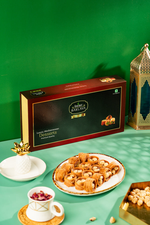 Hazelnut Nest Baklava - Teal gift box