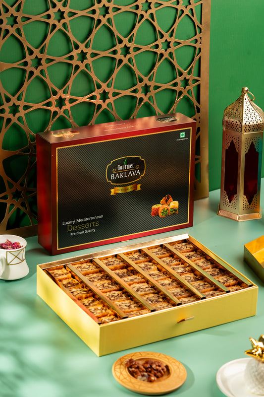 Gourmet Luxury Gift Box of Walnut Baklava